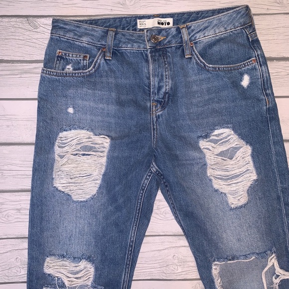 Topshop Blue Cropped Jeans with Cactus Design - Picture 5 of 7